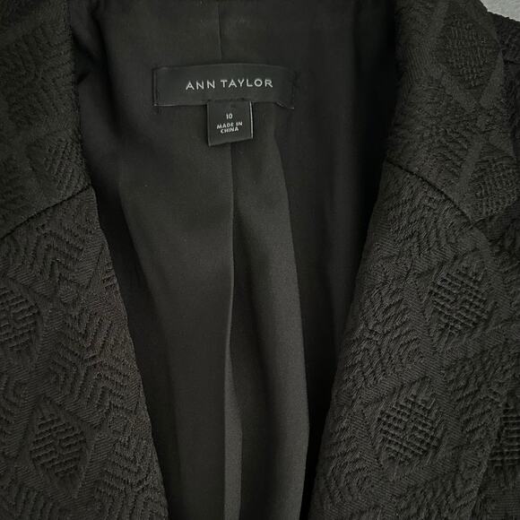 Ann Taylor Textured Dressy Blazer Classic One Button Black Womens 10 - Picture 5 of 16